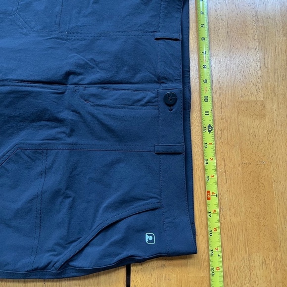 EMS Eastern Mountain Sport Skort Stretch Black Shorts Skirt Comfort, Size 14 - Picture 9 of 12